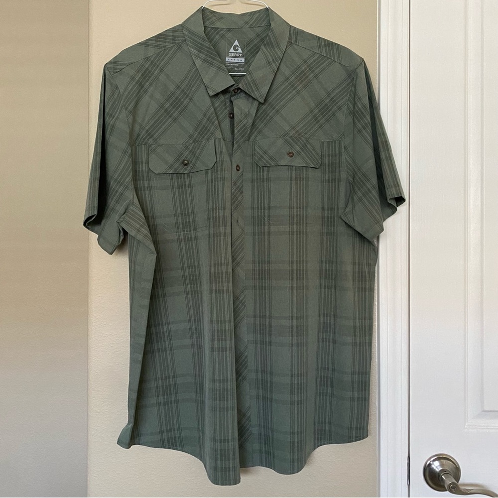 GERRY Grey Green Print Resort Wear Short Sleeve Button Down Shirt